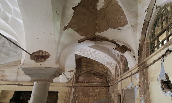 مرمت باغ موزه صنعت نفت کرمان