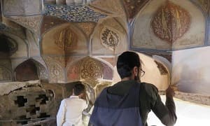 مرمت تزیینات و اشیا تاریخی