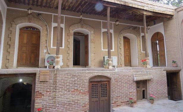 بازسازی ساختمان های قدیمی در کرمان